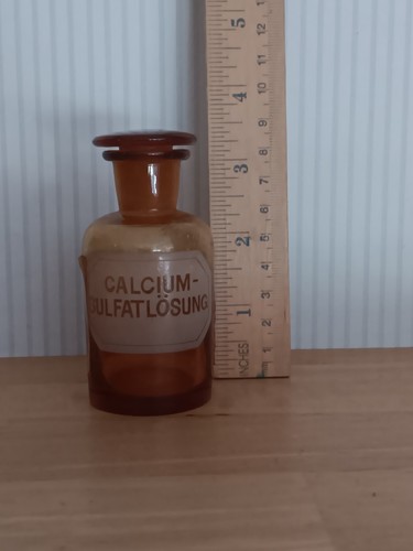 Vecchia bottiglia farmacia - vecchia, da