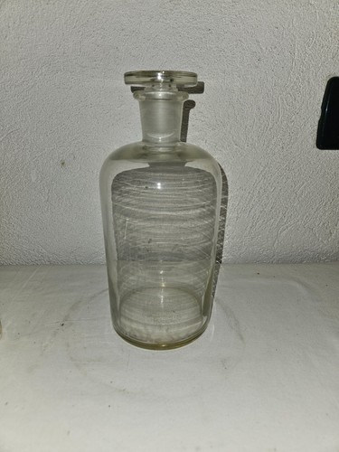 Vecchia bottiglia farmacia - vecchia,