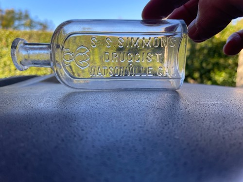 Simmons druggist - simmons,