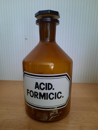 Vecchia bottiglia farmacia