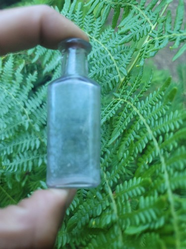 Vecchia bottiglia farmacia - bottiglia,