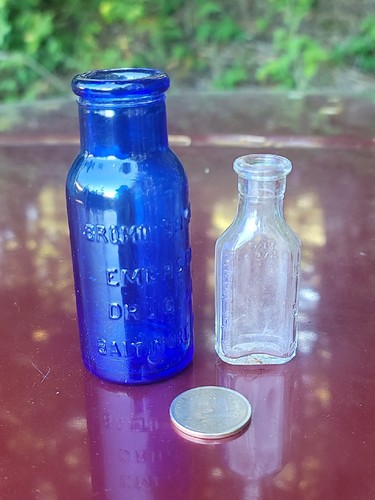 Vecchia bottiglia farmacia